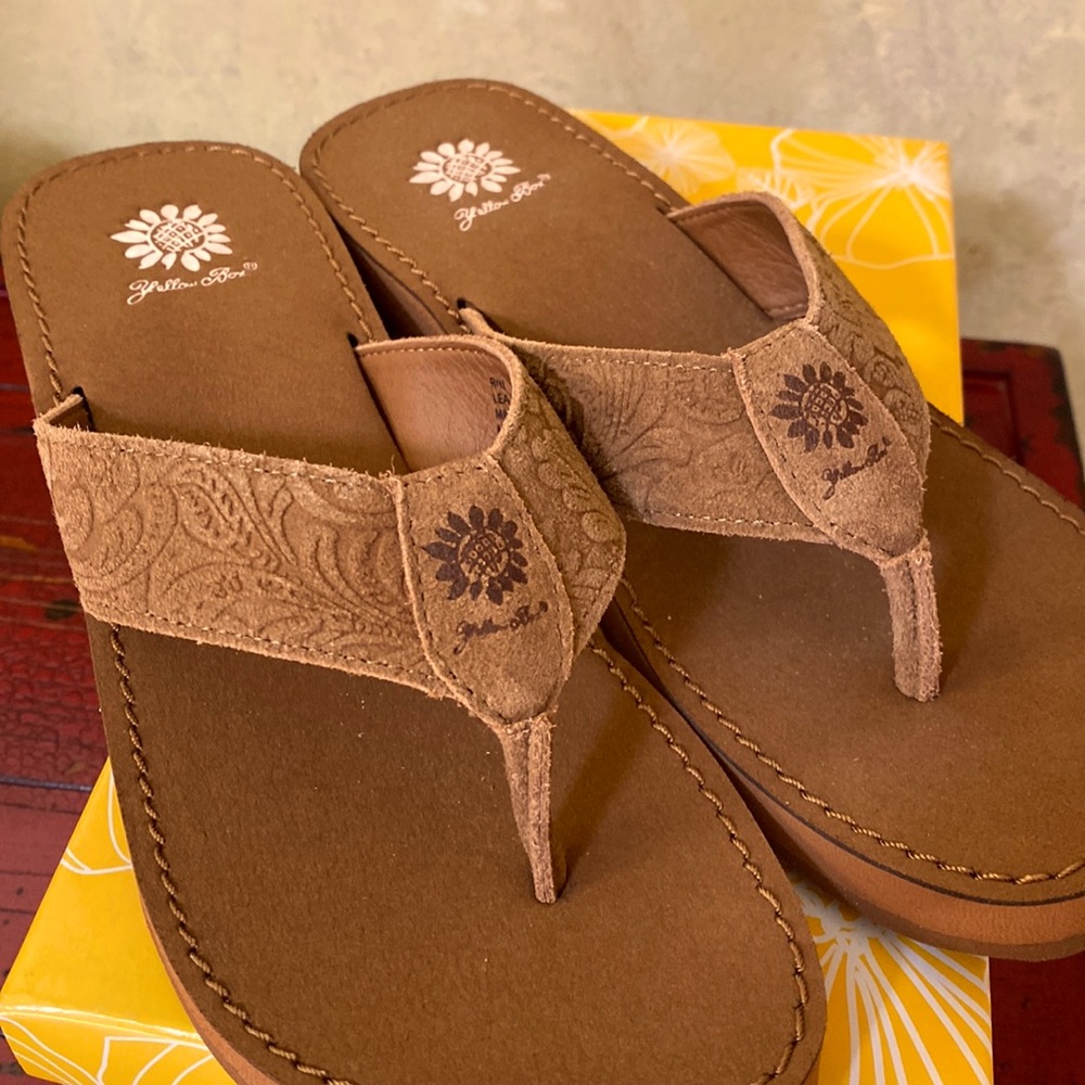 Yellow Box Tan Rini Leather Strap Thong Sandal